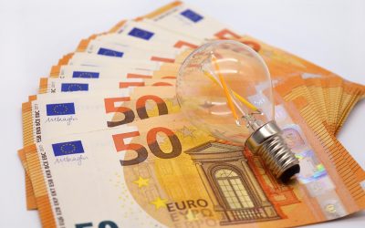 Facturas de luz: cómo entenderlas y qué derechos tienes como persona consumidora